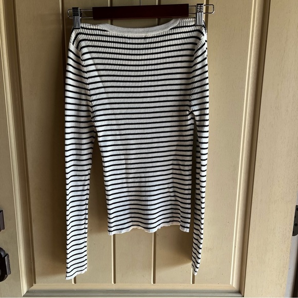 Forever 21 Long Sleeve Shirt - Picture 3 of 4